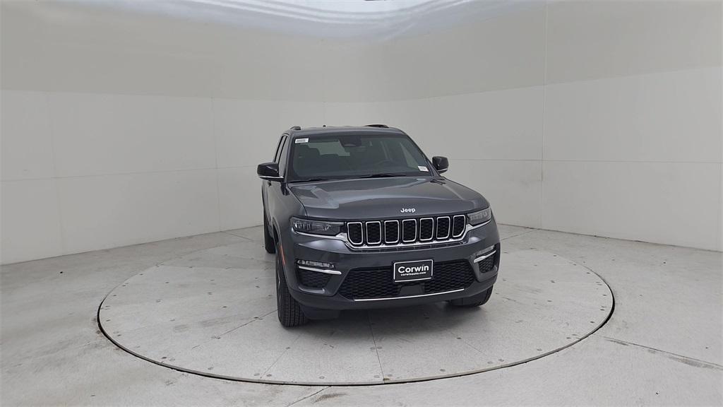 new 2025 Jeep Grand Cherokee car, priced at $43,323