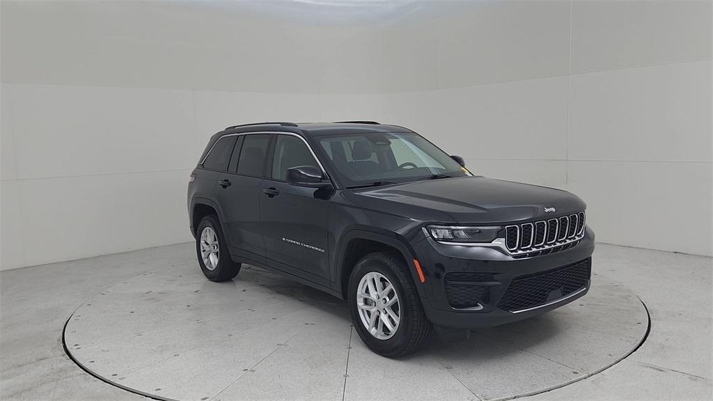 used 2023 Jeep Grand Cherokee car, priced at $28,535