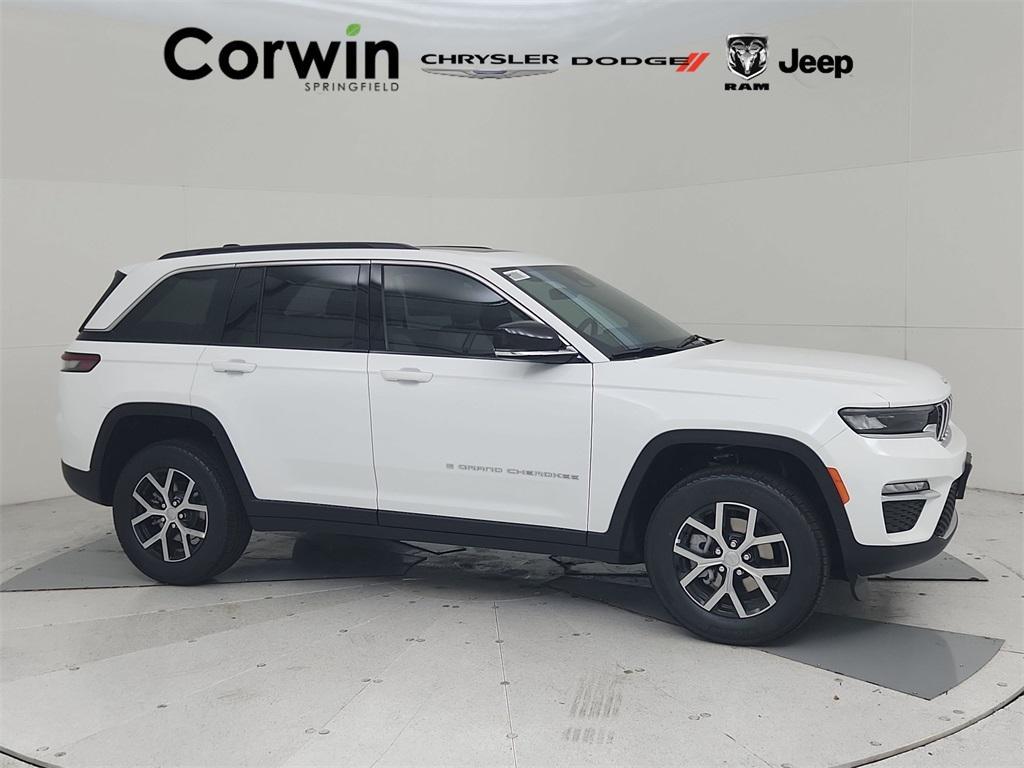 new 2025 Jeep Grand Cherokee car, priced at $46,439