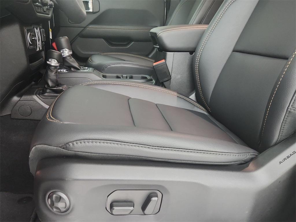 new 2025 Jeep Wrangler car, priced at $52,228