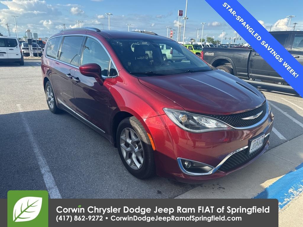 used 2020 Chrysler Pacifica car, priced at $18,995