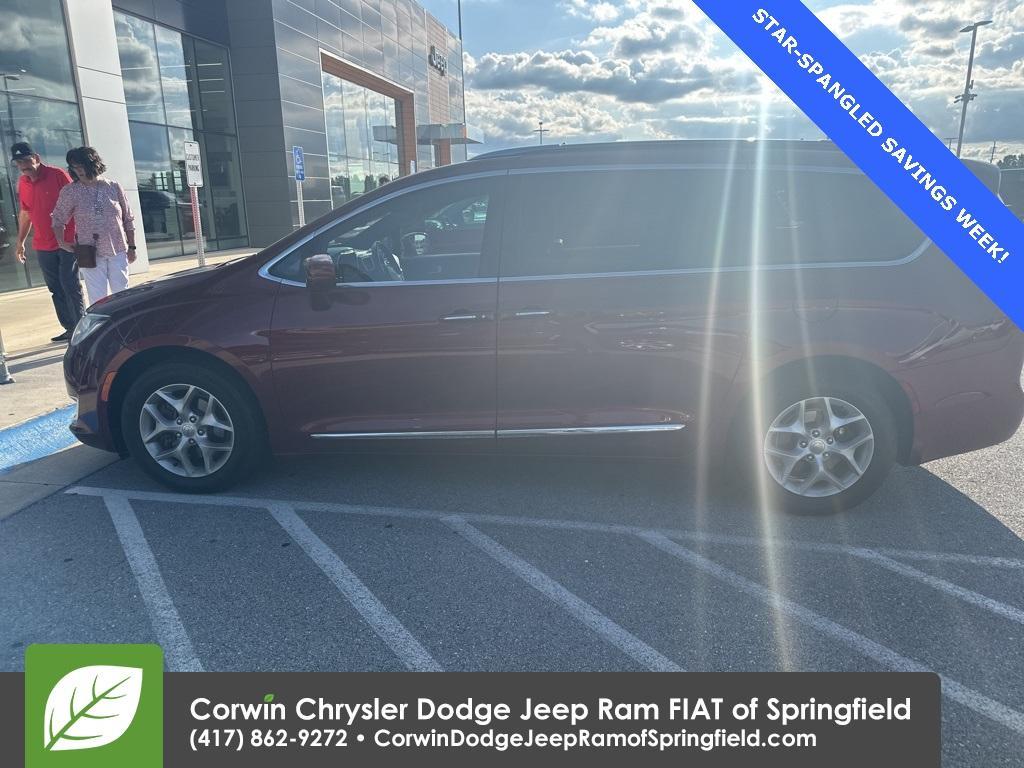 used 2020 Chrysler Pacifica car, priced at $18,995