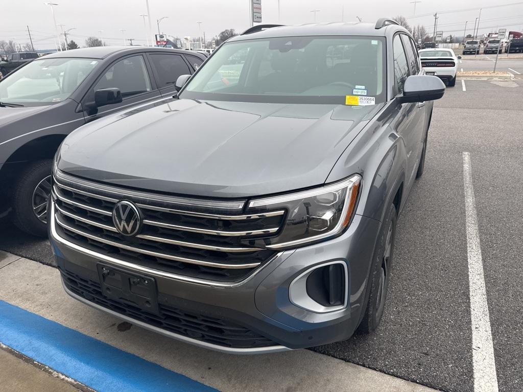 used 2024 Volkswagen Atlas car, priced at $32,795