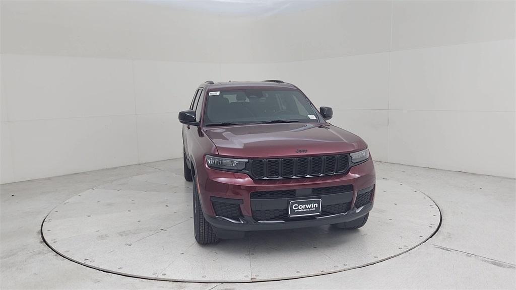 new 2025 Jeep Grand Cherokee L car, priced at $44,080