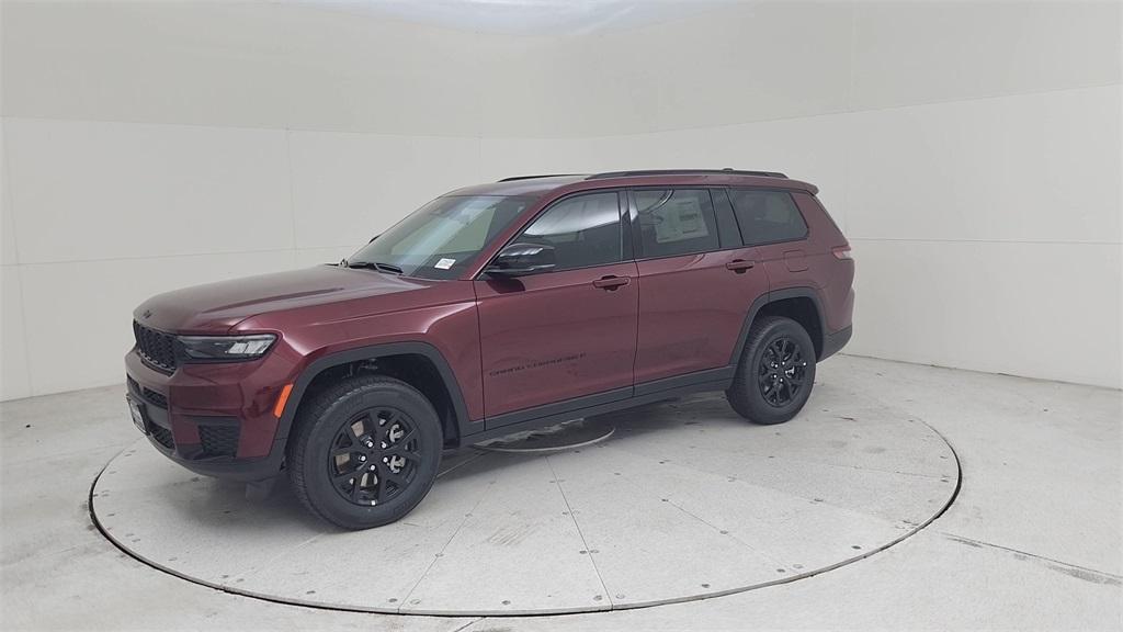 new 2025 Jeep Grand Cherokee L car, priced at $44,080