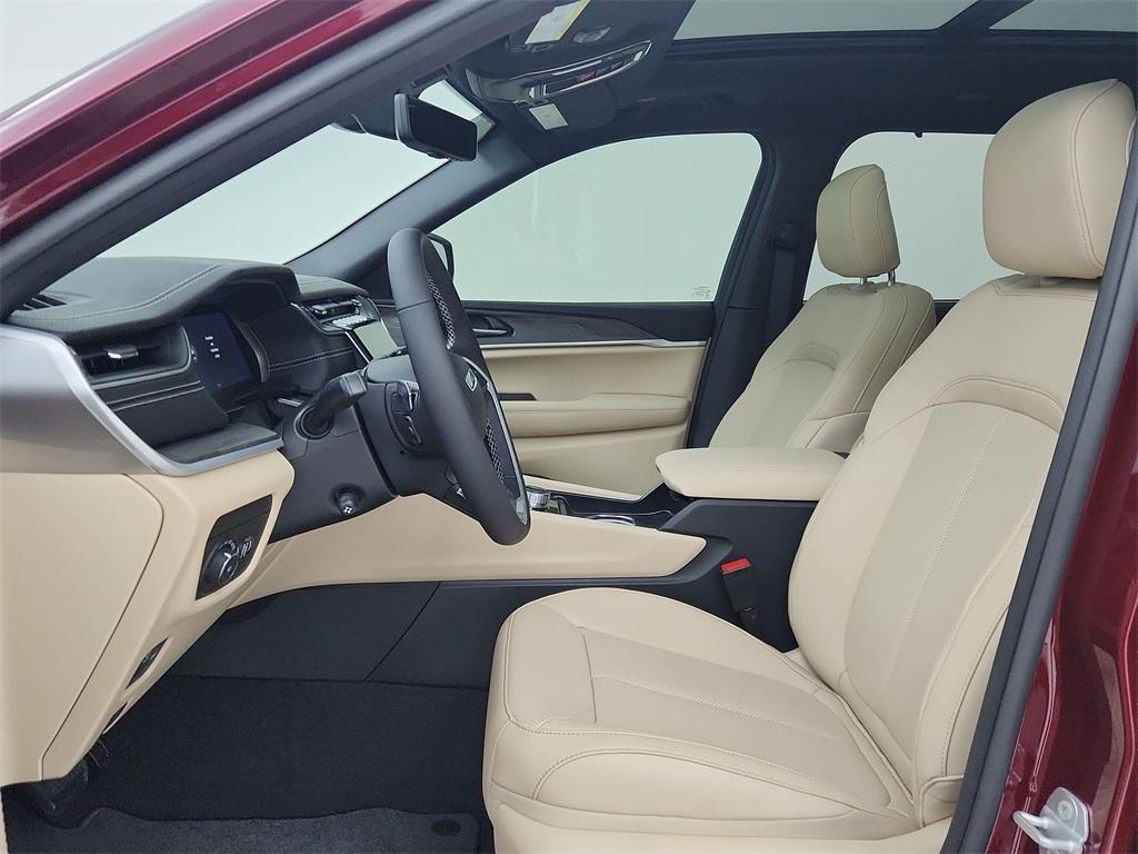 new 2025 Jeep Grand Cherokee L car, priced at $53,177