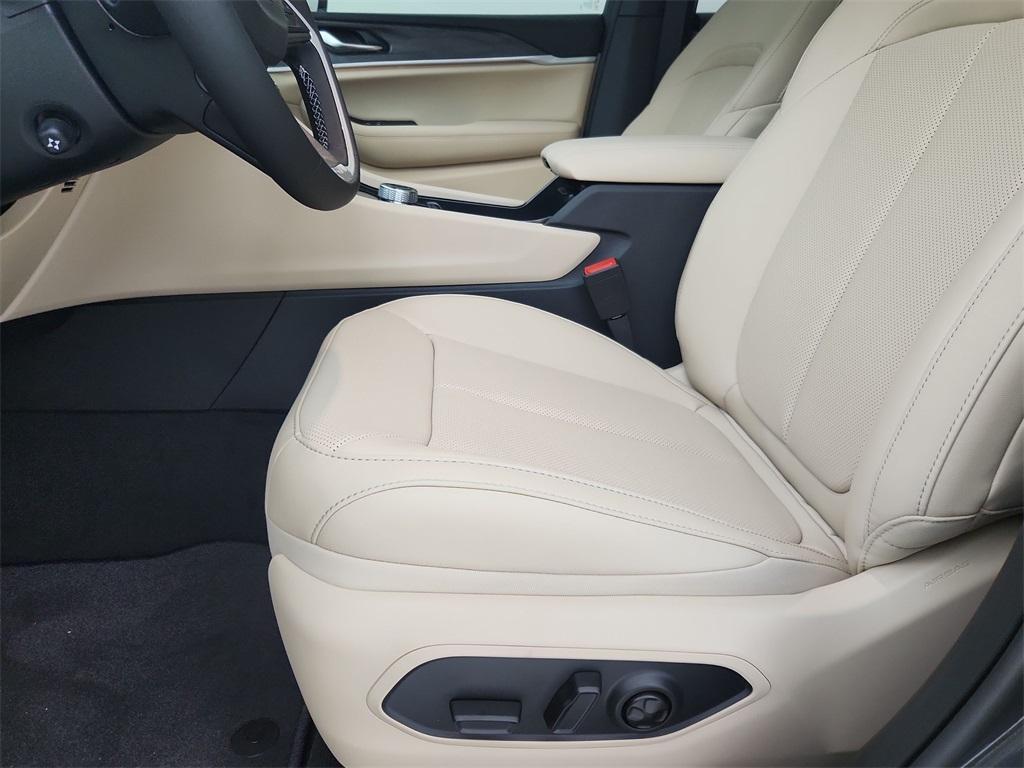 new 2025 Jeep Grand Cherokee L car, priced at $52,513