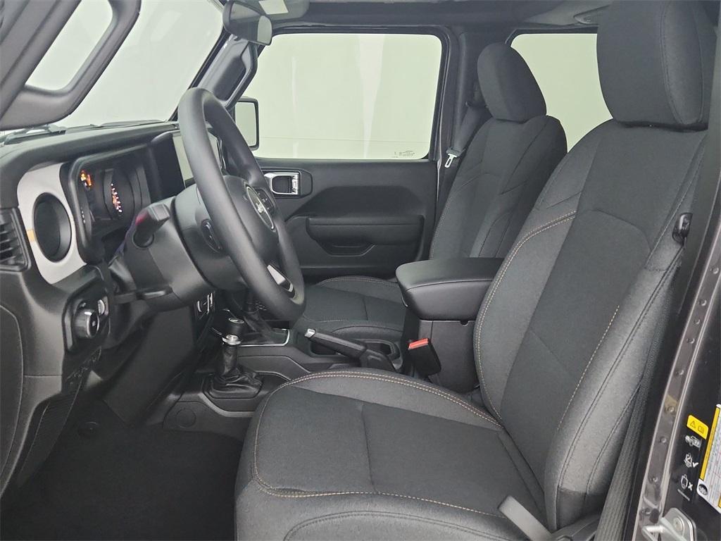 new 2025 Jeep Wrangler car, priced at $35,884