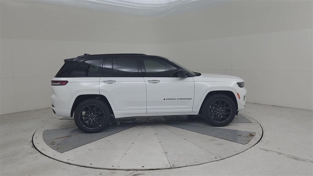 new 2025 Jeep Grand Cherokee car, priced at $58,457