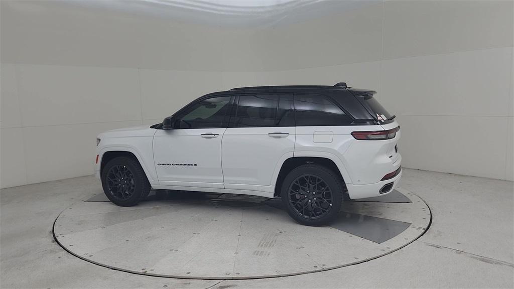new 2025 Jeep Grand Cherokee car, priced at $58,457