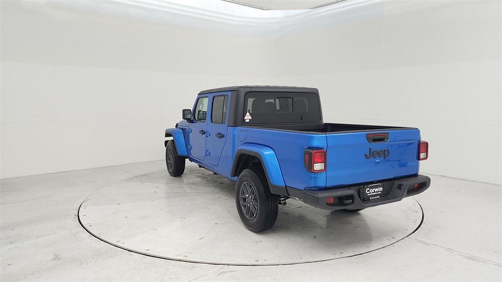 new 2024 Jeep Gladiator car, priced at $42,222