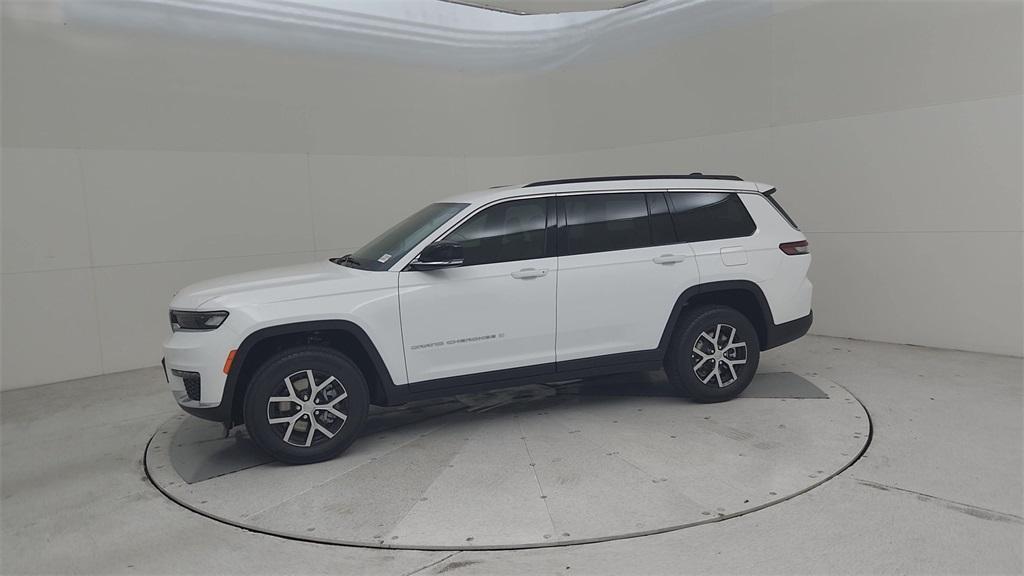 new 2025 Jeep Grand Cherokee L car, priced at $45,459