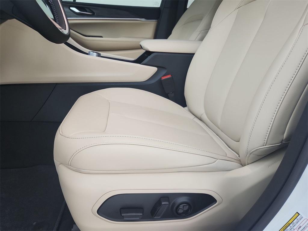 new 2025 Jeep Grand Cherokee L car, priced at $45,459