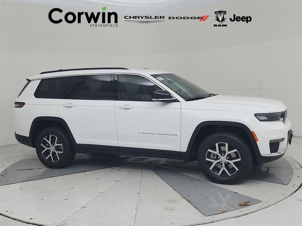 new 2025 Jeep Grand Cherokee L car, priced at $45,459