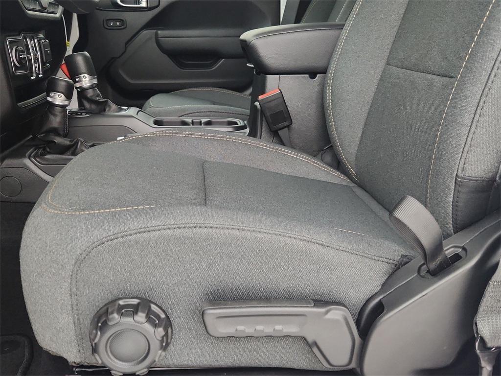new 2025 Jeep Wrangler car, priced at $40,691