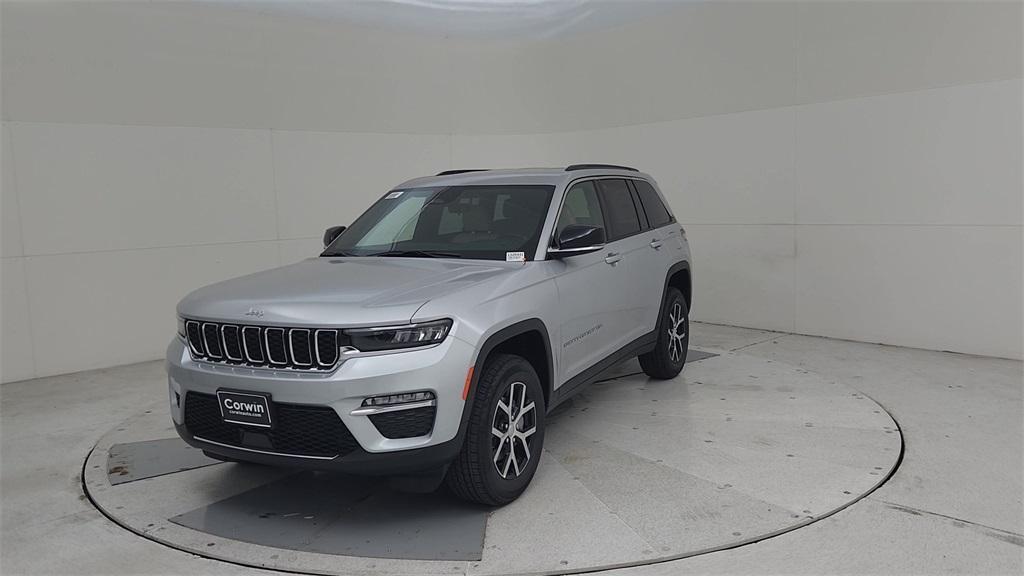 new 2025 Jeep Grand Cherokee car, priced at $43,487