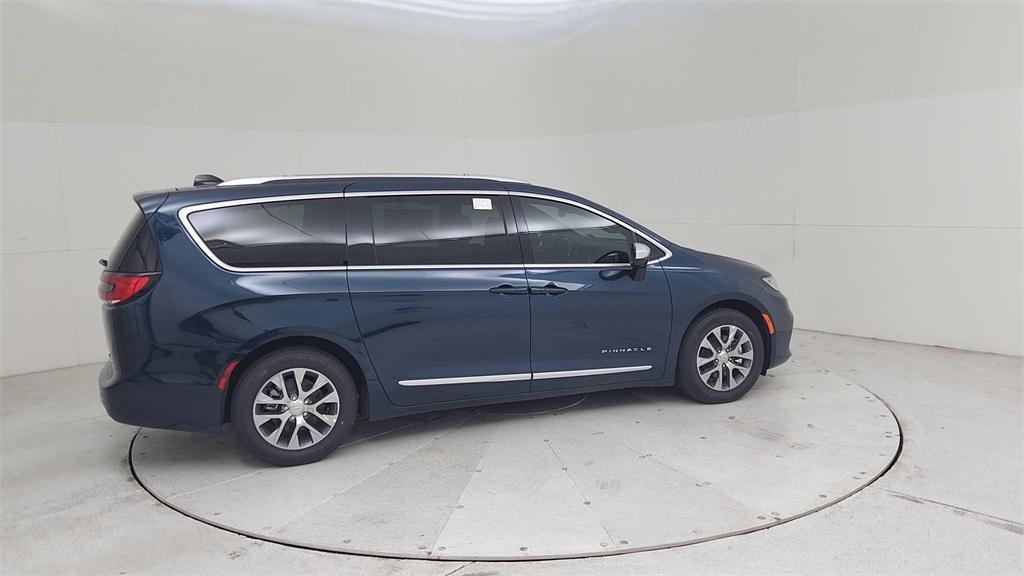 new 2025 Chrysler Pacifica Hybrid car, priced at $62,275