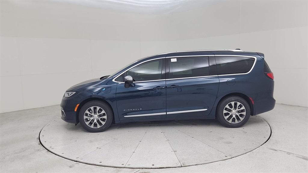 new 2025 Chrysler Pacifica Hybrid car, priced at $62,275