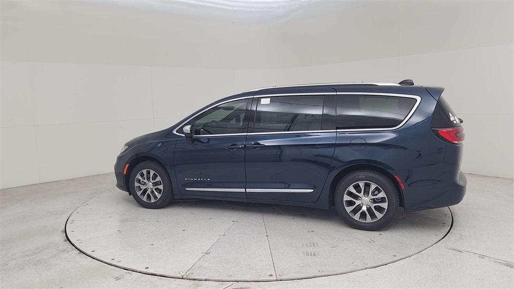 new 2025 Chrysler Pacifica Hybrid car, priced at $62,275