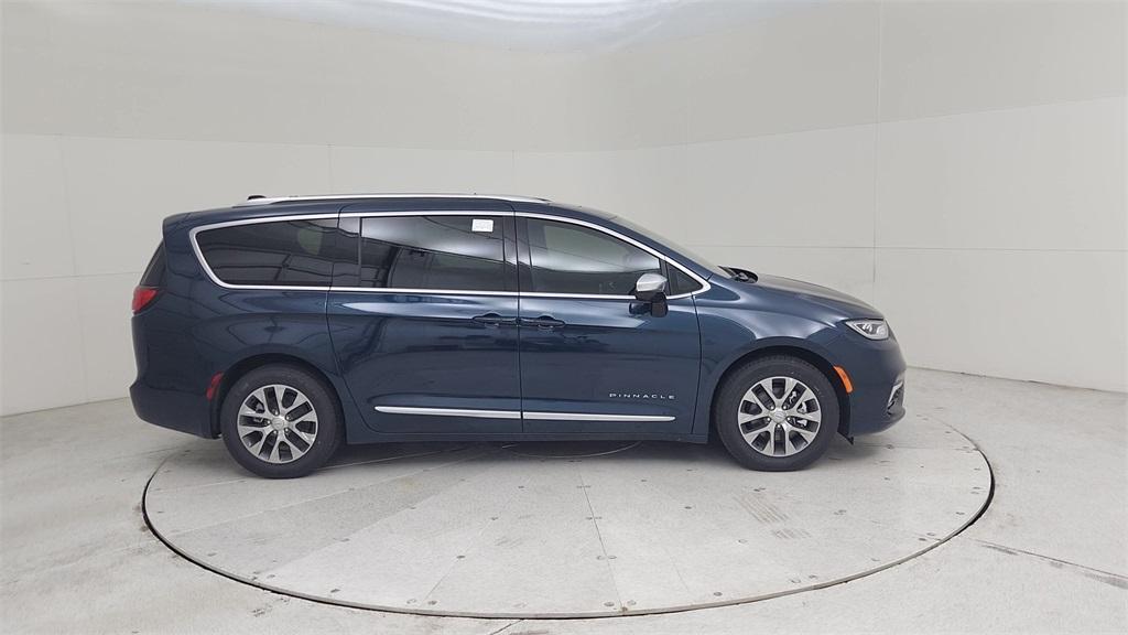 new 2025 Chrysler Pacifica Hybrid car, priced at $62,275