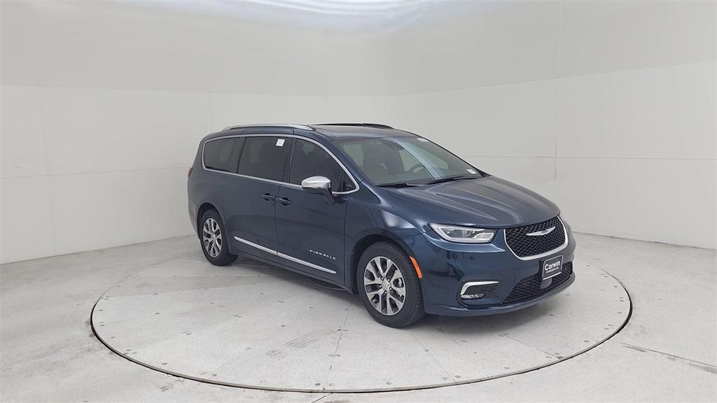 new 2025 Chrysler Pacifica Hybrid car, priced at $62,275