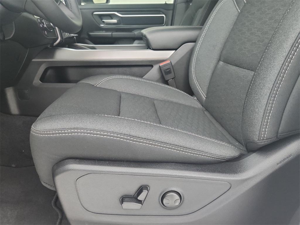 new 2025 Ram 1500 car, priced at $51,736