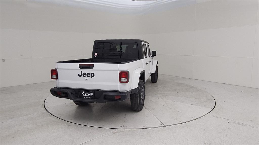 new 2024 Jeep Gladiator car, priced at $41,915