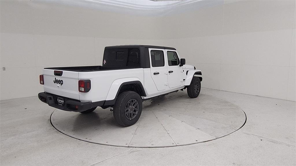 new 2024 Jeep Gladiator car, priced at $41,915