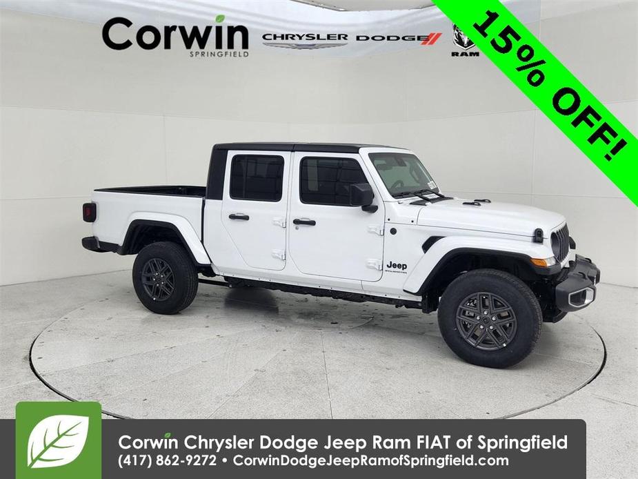 new 2024 Jeep Gladiator car, priced at $41,441