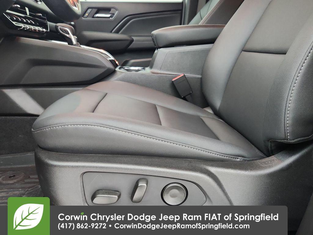 used 2024 GMC Canyon car, priced at $39,369