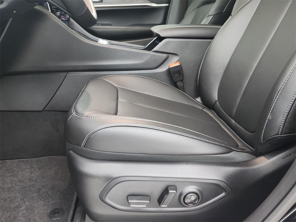 new 2025 Jeep Grand Cherokee L car, priced at $50,956