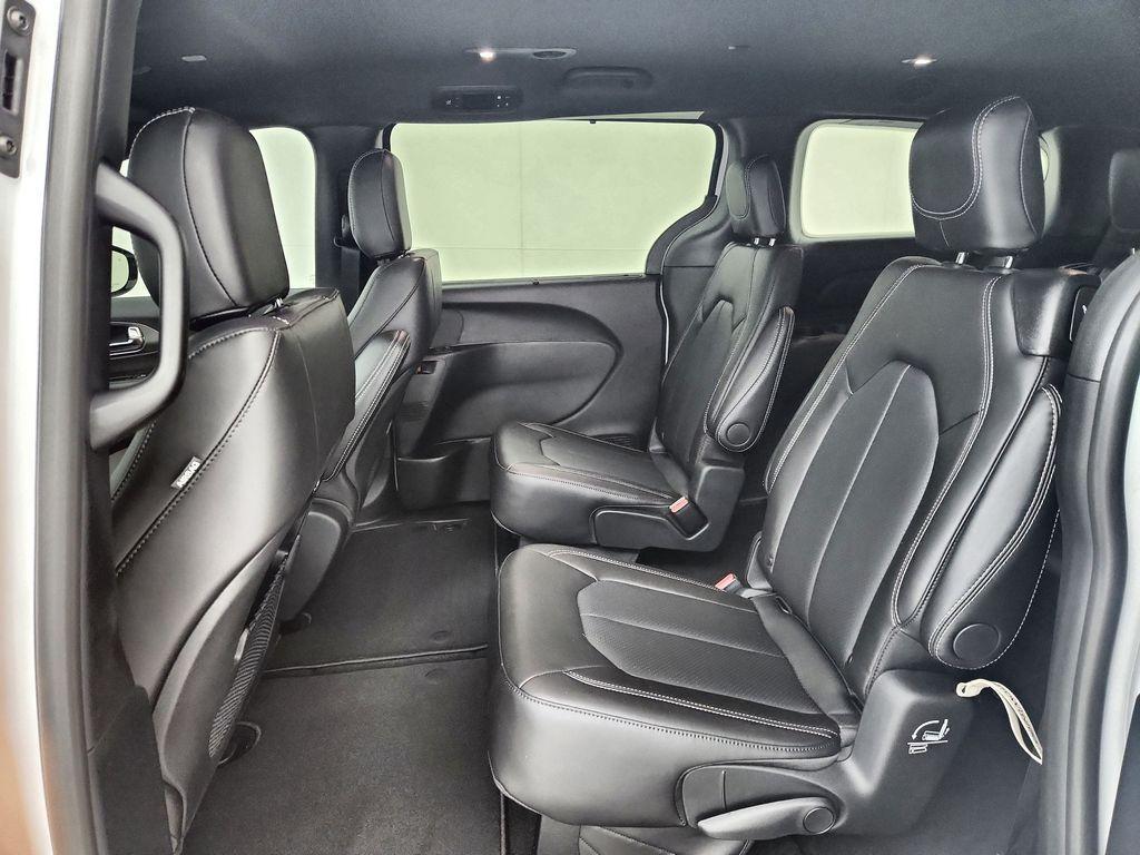 new 2026 Chrysler Pacifica car, priced at $41,972
