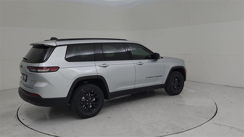 new 2024 Jeep Grand Cherokee L car, priced at $43,319