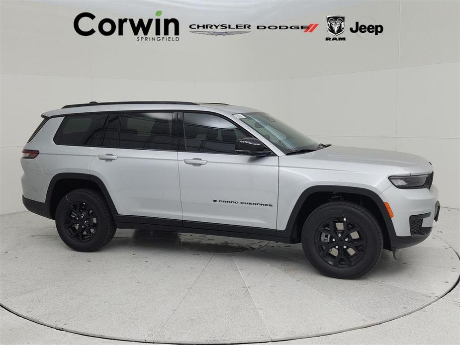 new 2024 Jeep Grand Cherokee L car, priced at $43,319