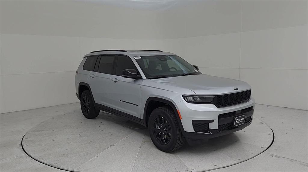 new 2024 Jeep Grand Cherokee L car, priced at $43,319