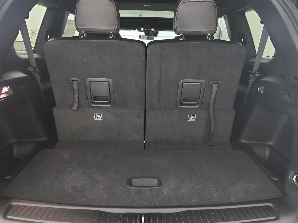 new 2025 Jeep Grand Cherokee L car, priced at $49,880