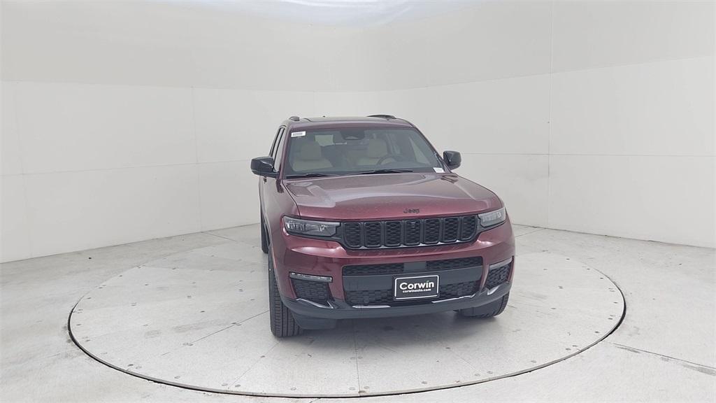 new 2025 Jeep Grand Cherokee L car, priced at $52,513