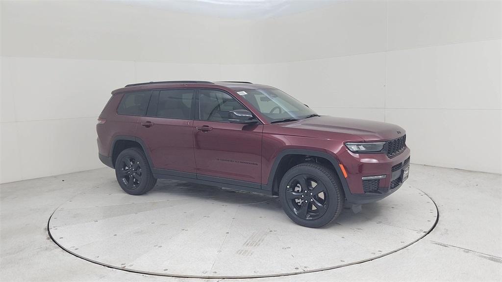 new 2025 Jeep Grand Cherokee L car, priced at $52,513