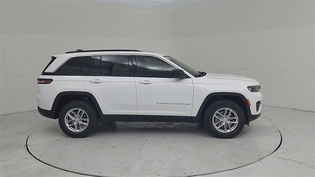 new 2024 Jeep Grand Cherokee car, priced at $37,200