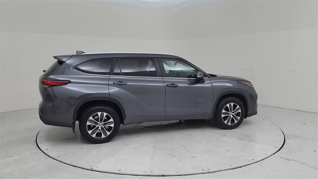 used 2023 Toyota Highlander car, priced at $36,868