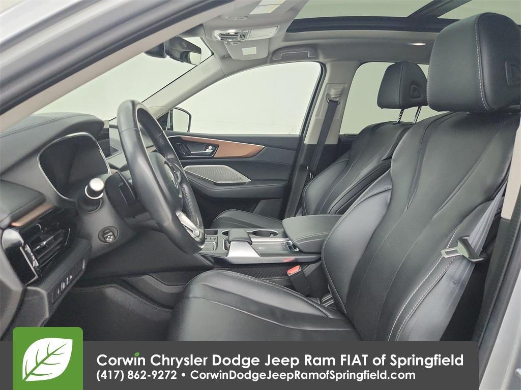 used 2022 Acura MDX car, priced at $36,884