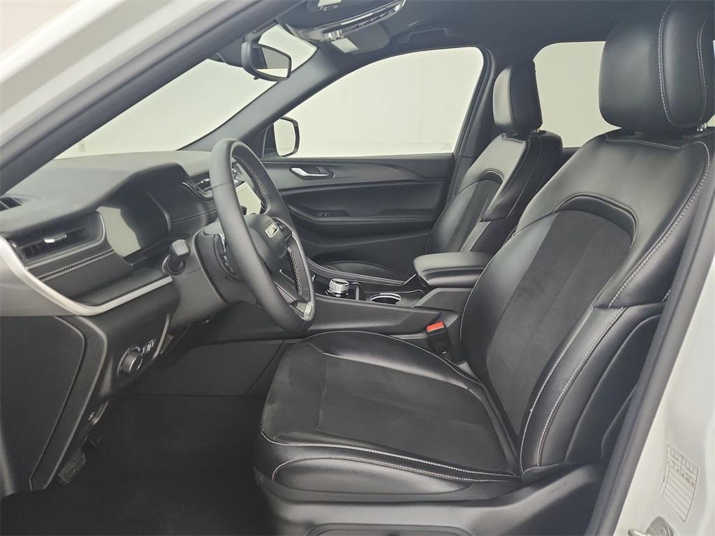 used 2023 Jeep Grand Cherokee L car, priced at $31,985