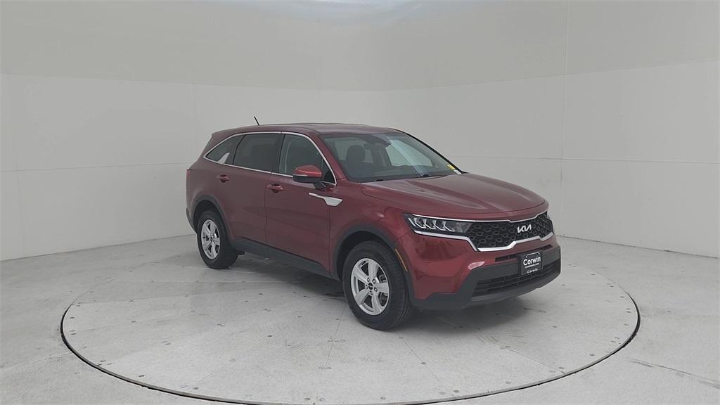 used 2023 Kia Sorento car, priced at $22,815