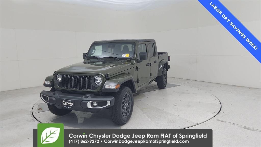 used 2024 Jeep Gladiator car, priced at $39,000