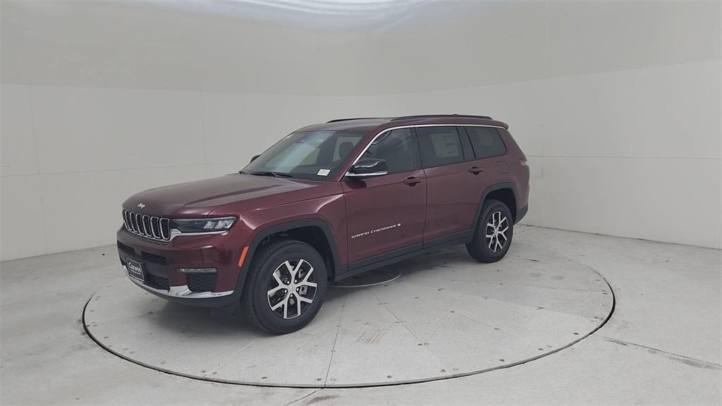 new 2025 Jeep Grand Cherokee L car, priced at $45,074