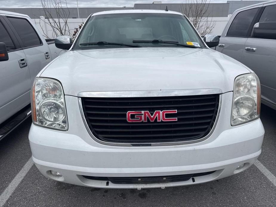 used 2013 GMC Yukon car, priced at $13,500