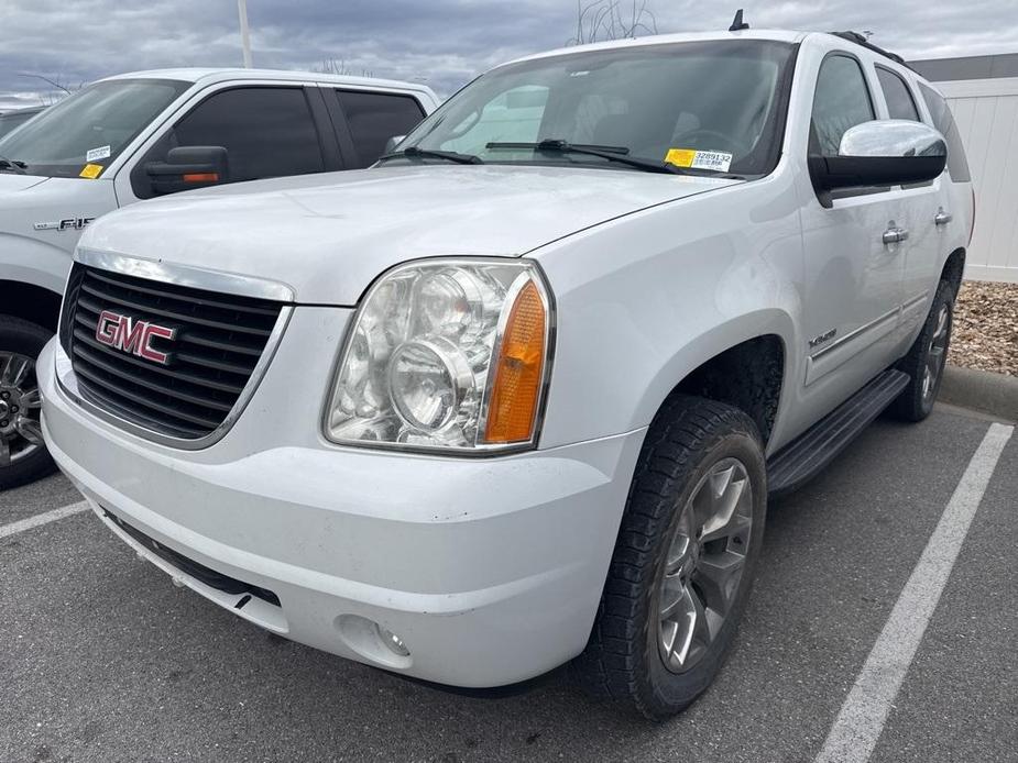 used 2013 GMC Yukon car, priced at $13,500