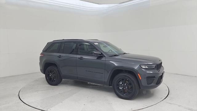 new 2024 Jeep Grand Cherokee car, priced at $39,700