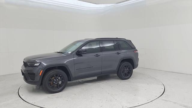 new 2024 Jeep Grand Cherokee car, priced at $39,700