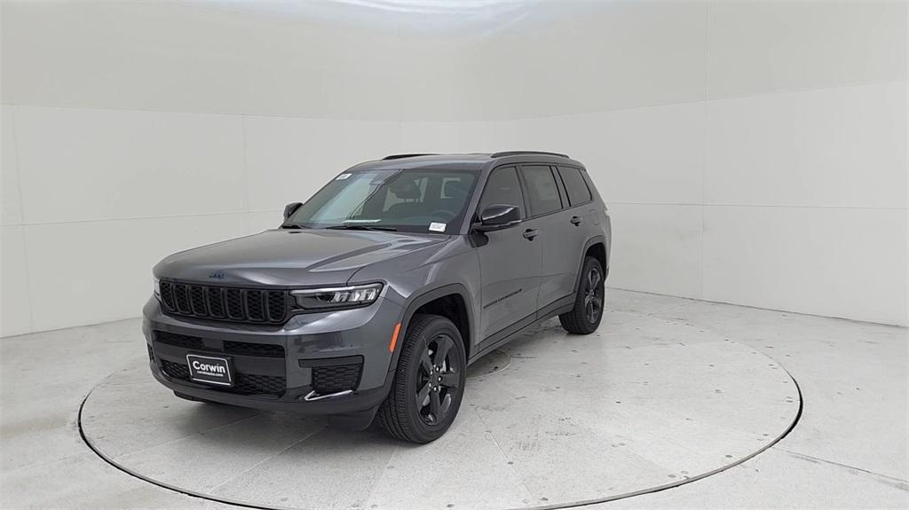 new 2024 Jeep Grand Cherokee L car, priced at $45,895